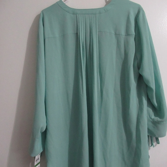 NWT blouse size L - Picture 6 of 12